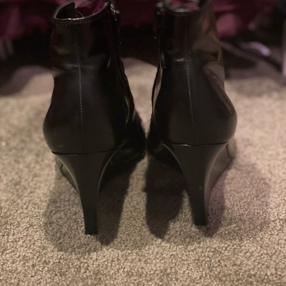Givenchy leather wedge booty heels - size 41 - Picture 5 of 6